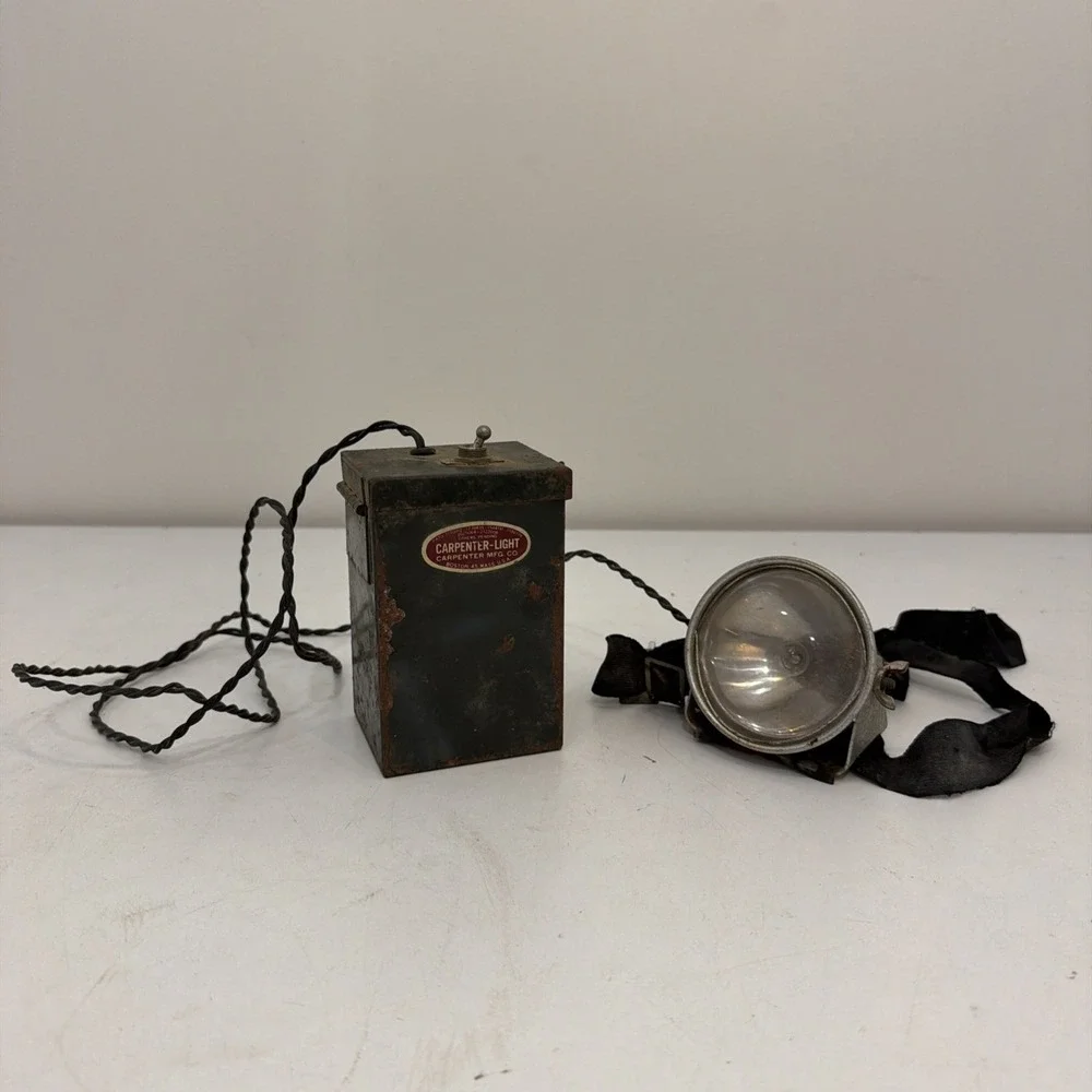 Rare Early Vintage Carpenter Mfg. Co Boston Carpenter Light Battery Operated